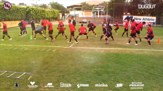 Sport Boys training warm-up